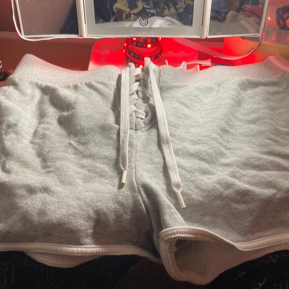 Short shorts
